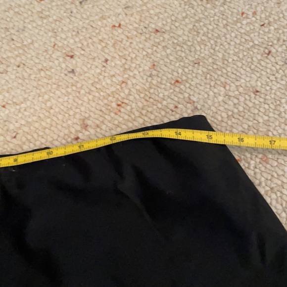Black swim skirt size 8 / medium - Picture 6 of 6